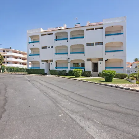 Santiago's Oura House